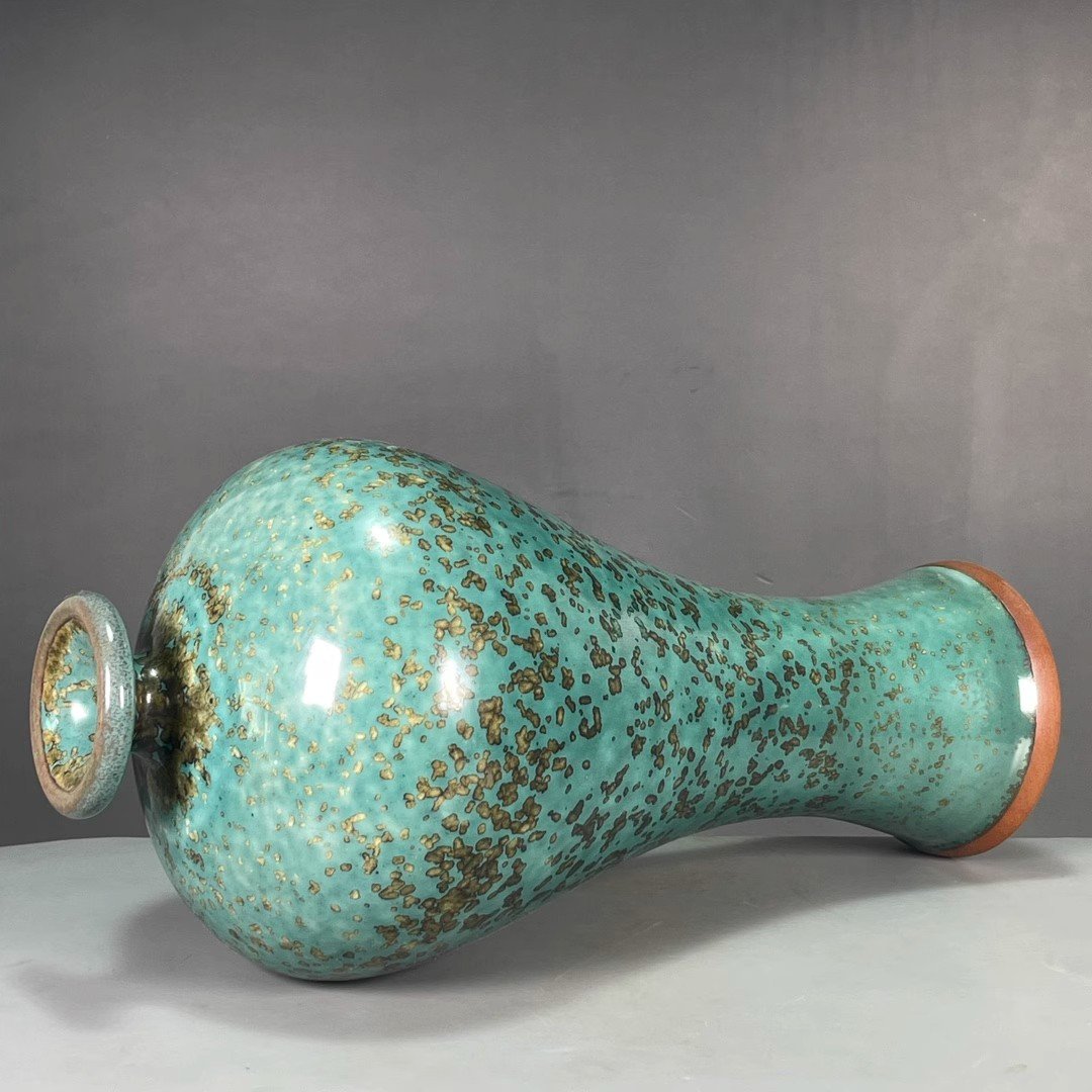 Antique Porcelain Collection, Old Vintage Ware, Lu Jun Porcelain Green Flambe - Glazed Meiping Vase Ornament - Image 3