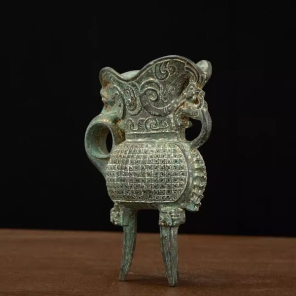 Antique Collection Bronze Three - legged Double - eared Retro Living Room Imperial Cup, Auspicious Beast Decorative Ornament - Image 3